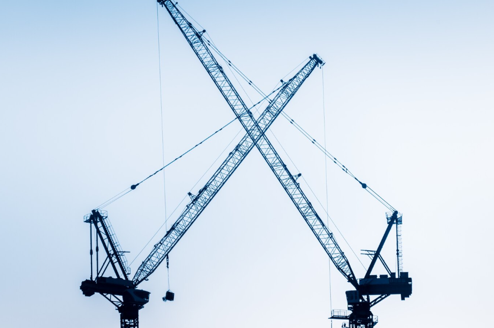 Grues à tour : quelles règles de sécurité adopter ?